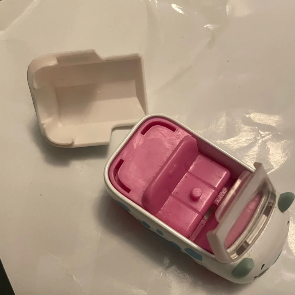 Shopkins milk truck Cute White and Blue Toy Van